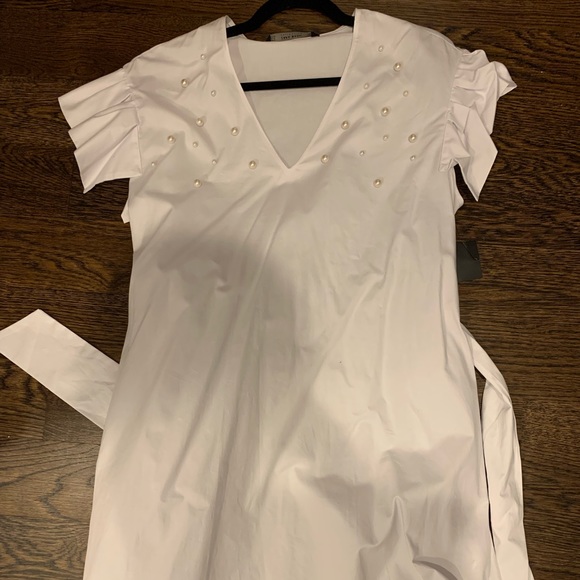 Zara White belted frilled T-shirt Dress with Pearls NWT size medium - Picture 4 of 7